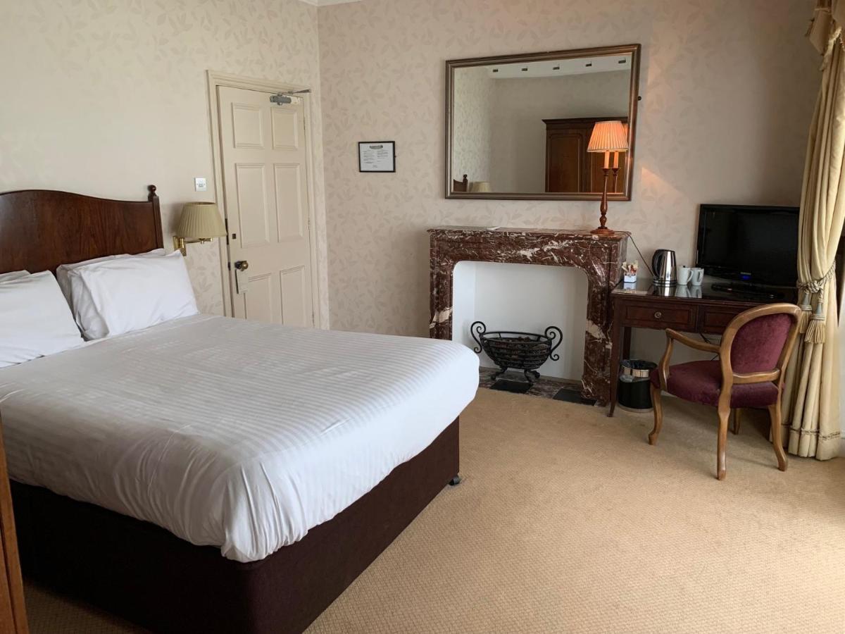 Flitwick Manor Hotel Eksteriør billede